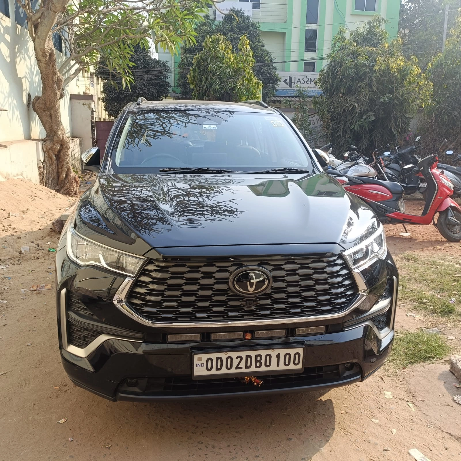 Toyota Hycross rental in Bhubaneswar